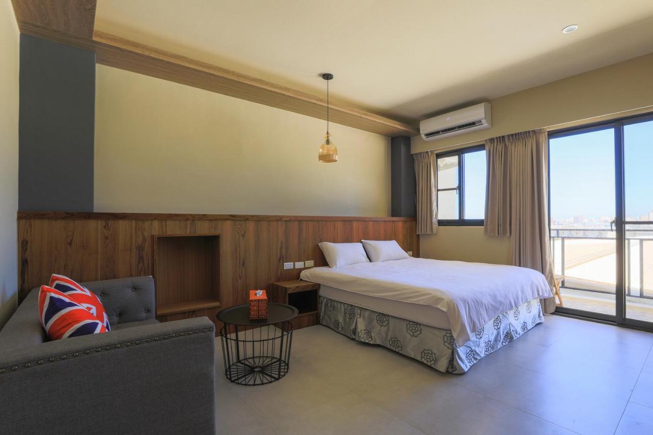 Sharp B&B Magong Bagian luar foto