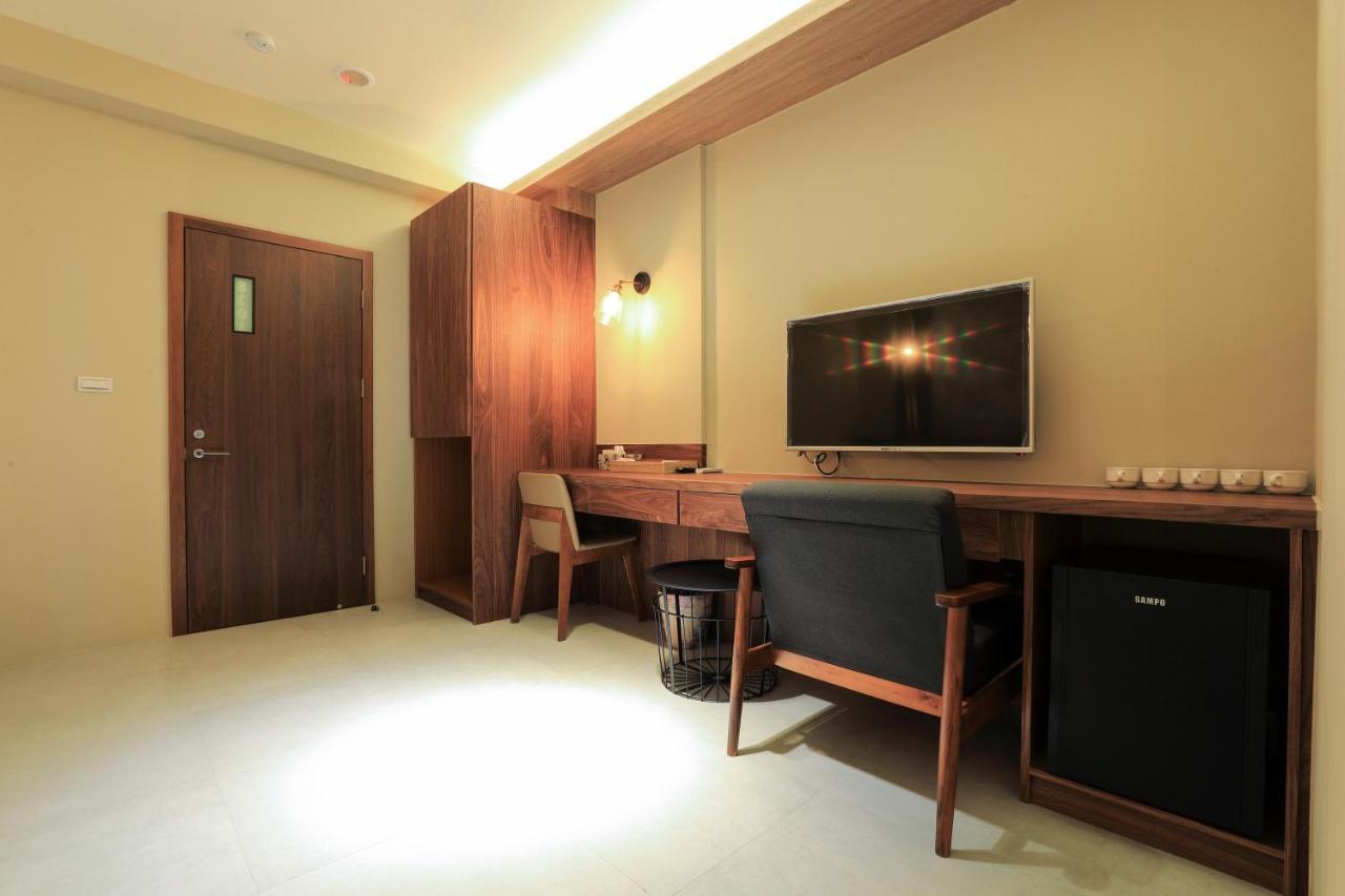 Sharp B&B Magong Bagian luar foto