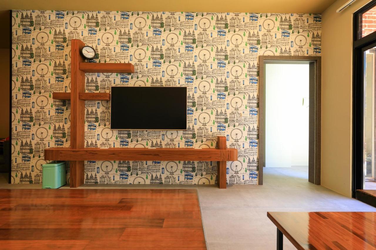 Sharp B&B Magong Bagian luar foto