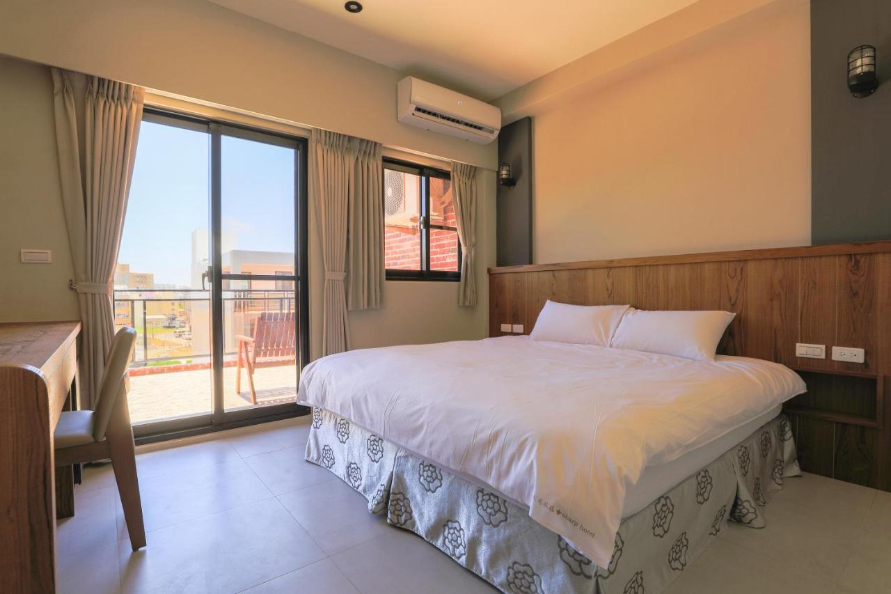 Sharp B&B Magong Bagian luar foto